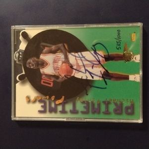 Micheal Finley autographed basketball card. 535 of 1000